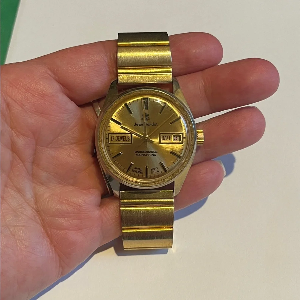 Vintage Gold Jean Cardot 17-jewel mechanical wristwatch
